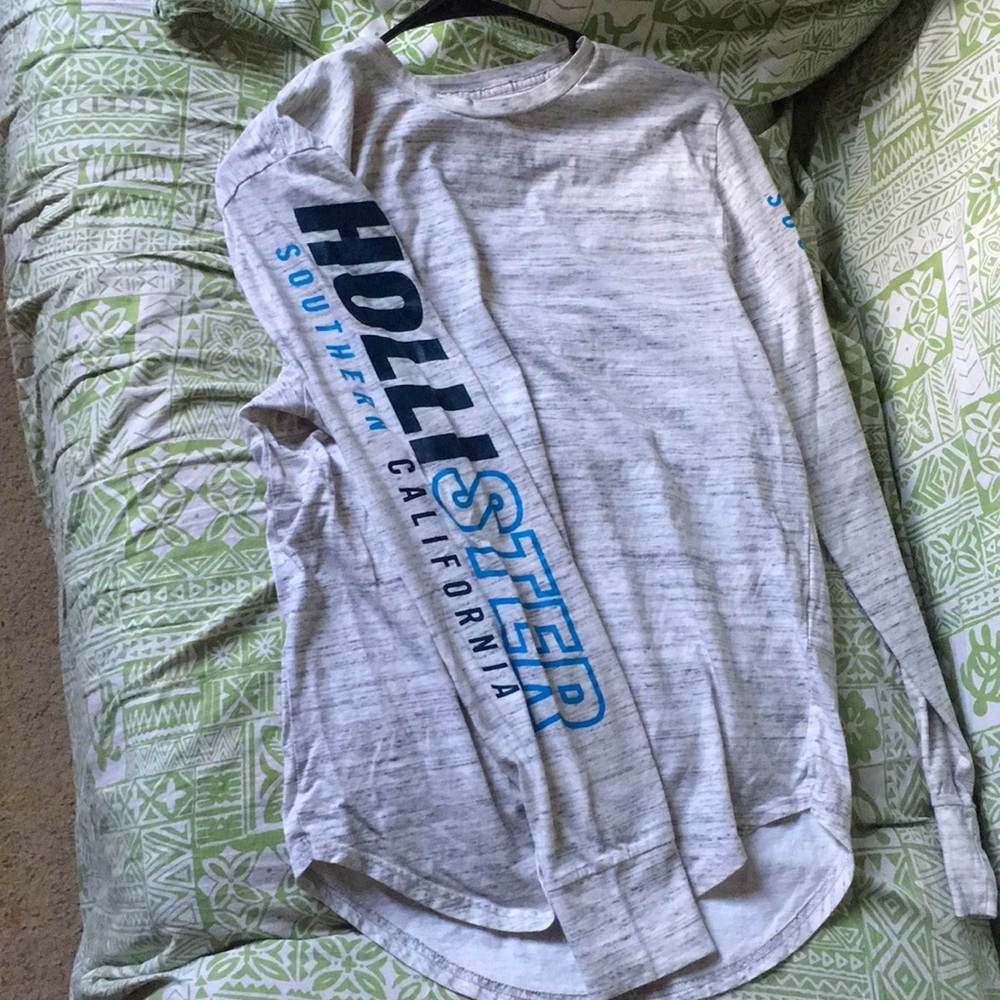 Hollister long sleeve t shirt